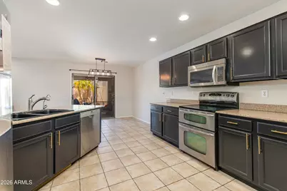 8652 E Nido Avenue, Mesa, AZ 85209 - Photo 12