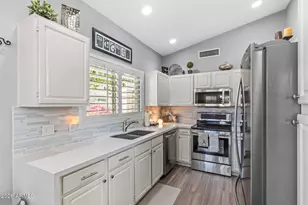 14300 W Bell Rd, Surprise, AZ 85374 - Photo 16