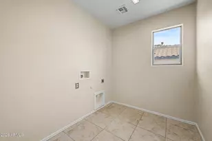 13619 W Watson Ln, Surprise, AZ 85379 - Photo 38