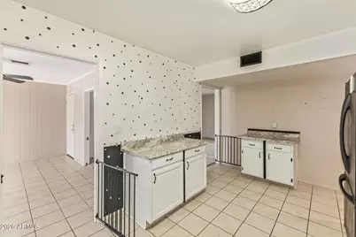 10701 W Meade Drive, Sun City, AZ 85351 - Photo 14