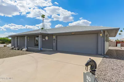 10701 W Meade Drive, Sun City, AZ 85351 - Photo 6