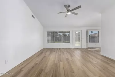 2085 E Smoke Tree Road, Gilbert, AZ 85296 - Photo 4