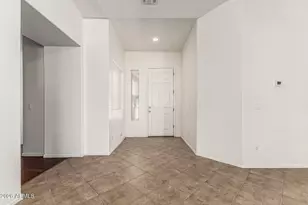 2202 W Carter Rd, Phoenix, AZ 85041 - Photo 4