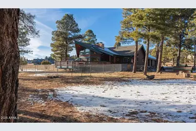 207 N Stoneman Boulevard, Williams, AZ 86046 - Photo 2