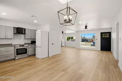 18027 N 34th Lane, Phoenix, AZ 85053 - Photo 10