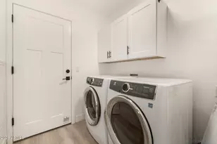 1736 E Robin Ln, Gilbert, AZ 85296 - Photo 20