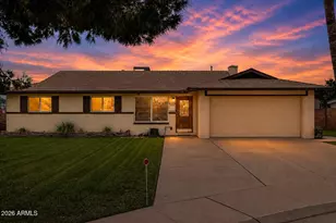 409 E Hermosa Cir, Tempe, AZ 85282 - Photo 2
