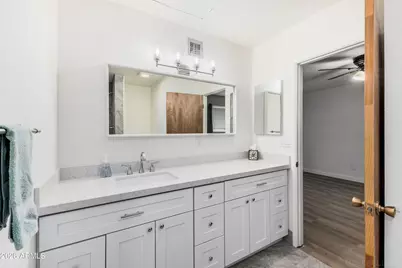 409 E Hermosa Circle, Tempe, AZ 85282 - Photo 20