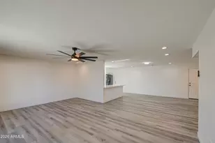 6001 W Pinchot Ave, Phoenix, AZ 85033 - Photo 10