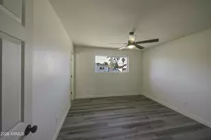 6001 W Pinchot Ave, Phoenix, AZ 85033 - Photo 16