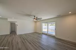 6001 W Pinchot Ave, Phoenix, AZ 85033 - Photo 10