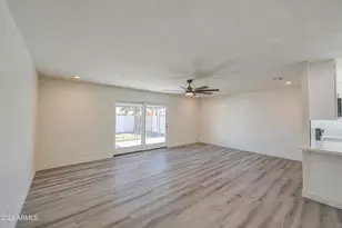 6001 W Pinchot Ave, Phoenix, AZ 85033 - Photo 12