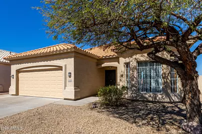 20008 N Coyote Lakes Parkway, Surprise, AZ 85378 - Photo 4