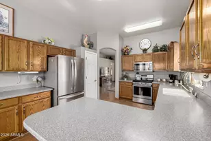 20008 N Coyote Lakes Pkwy, Surprise, AZ 85378 - Photo 12