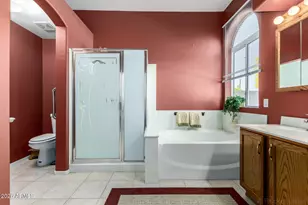 20008 N Coyote Lakes Pkwy, Surprise, AZ 85378 - Photo 18