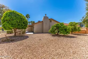 25231 S Lakeway Dr, Sun Lakes, AZ 85248 - Photo 24