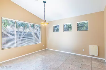 1049 W Vaughn Avenue, Gilbert, AZ 85233 - Photo 16