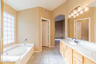 1049 W Vaughn Ave, Gilbert, AZ 85233 - Photo 38