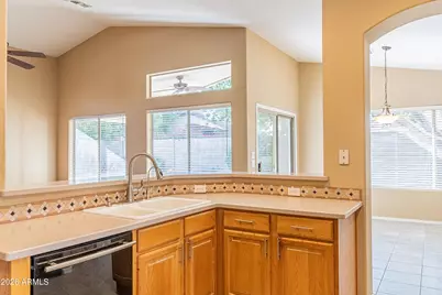 1049 W Vaughn Avenue, Gilbert, AZ 85233 - Photo 22