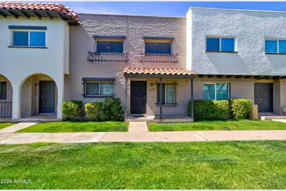 2868 E Clarendon Avenue, Phoenix, AZ 85016 - Photo 1