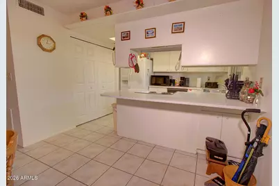 2868 E Clarendon Avenue, Phoenix, AZ 85016 - Photo 4