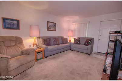 2868 E Clarendon Avenue, Phoenix, AZ 85016 - Photo 2