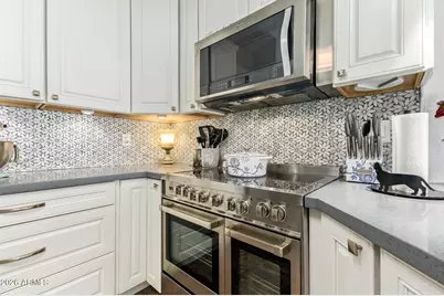2711 W Highland Street, Chandler, AZ 85224 - Photo 2