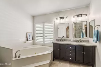 1129 E Forest Hills Drive, Phoenix, AZ 85022 - Photo 22