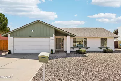 3923 W Aster Drive, Phoenix, AZ 85029 - Photo 1
