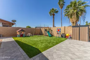 9248 N 36th Dr, Phoenix, AZ 85051 - Photo 26