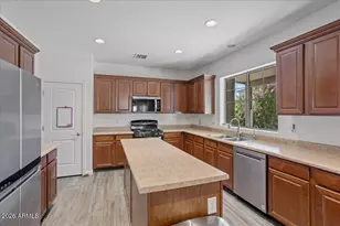 7773 W Adam Ave, Peoria, AZ 85382 - Photo 6