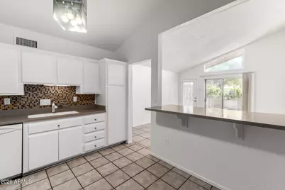 633 N May -- #14, Mesa, AZ 85201 - Photo 8