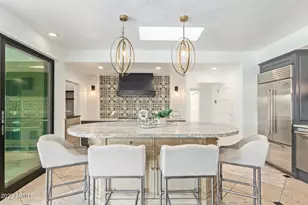 4450 E Camelback Rd, Phoenix, AZ 85018 - Photo 20