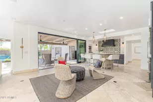 4450 E Camelback Rd, Phoenix, AZ 85018 - Photo 18