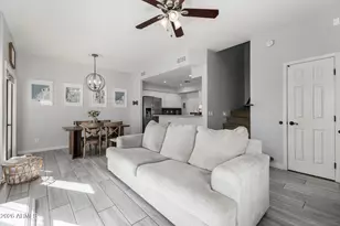 5015 E Cheyenne Dr, Phoenix, AZ 85044 - Photo 4