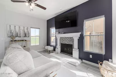 5015 E Cheyenne Drive #21, Phoenix, AZ 85044 - Photo 2