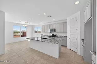 17074 W Hackamore Dr, Surprise, AZ 85387 - Photo 6