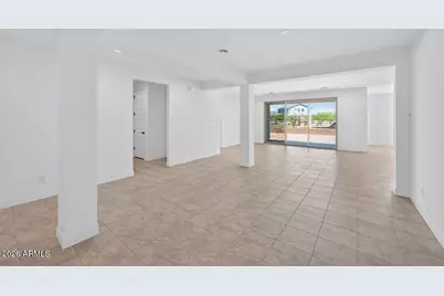17074 W Hackamore Drive, Surprise, AZ 85387 - Photo 10
