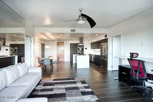 200 W Portland St, Phoenix, AZ 85003 - Photo 18