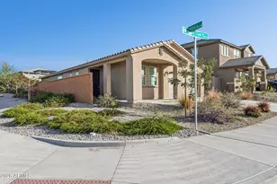 17334 W Wandering Creek Rd, Goodyear, AZ 85338 - Photo 4