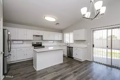 5605 S 11th Place, Phoenix, AZ 85040 - Photo 6