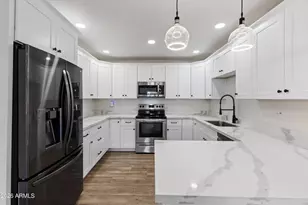 333 E Clarendon Ave, Phoenix, AZ 85012 - Photo 18