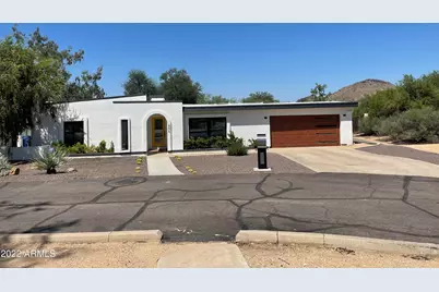 856 E Village Circle Drive S, Phoenix, AZ 85022 - Photo 1