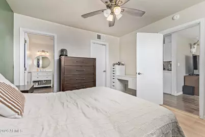 2940 W Las Palmaritas Drive, Phoenix, AZ 85051 - Photo 12