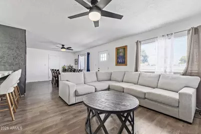 2940 W Las Palmaritas Drive, Phoenix, AZ 85051 - Photo 8