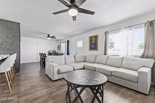 2940 W Las Palmaritas Dr, Phoenix, AZ 85051 - Photo 8