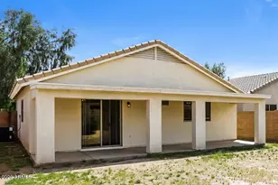 11222 W Almeria Rd, Avondale, AZ 85392 - Photo 16