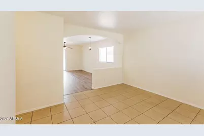 11222 W Almeria Road, Avondale, AZ 85392 - Photo 4