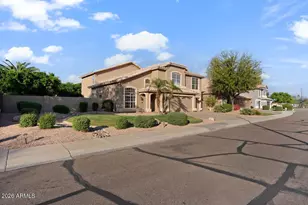 4658 E Kelly Dr, Gilbert, AZ 85234 - Photo 2