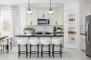 7448 W Cavalier Dr, Glendale, AZ 85303 - Photo 4